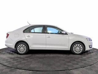 2019 Skoda Rapid I Рестайлинг, белый, 1300000 рублей, вид 4