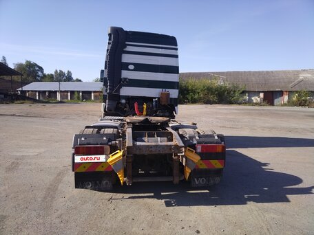 1999 Volvo FH, зелёный, 900000 рублей, вид 4