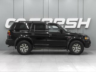 2001 Mitsubishi Montero Sport I, чёрный, 869000 рублей, вид 5