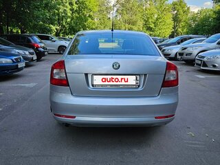 2010 Skoda Octavia II (A5) Рестайлинг, серый, 750000 рублей, вид 5