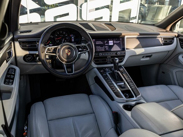 2019 Porsche Macan I Рестайлинг, чёрный, 5550000 рублей - вид 10