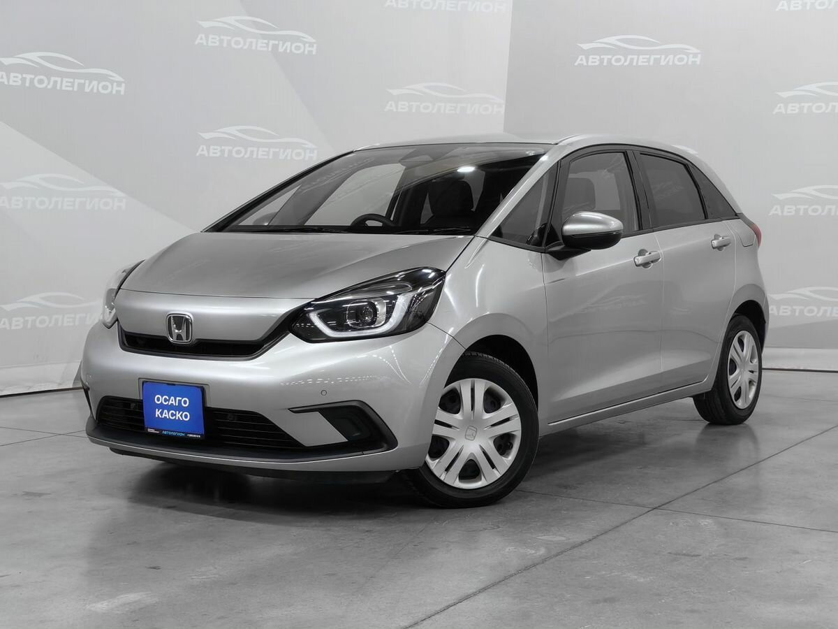 Открыть фотографии: Honda Fit IV