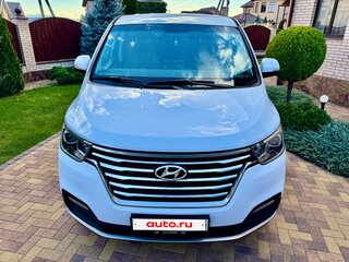2019 Hyundai Grand Starex I Рестайлинг 2, белый, 3750000 рублей, вид 4