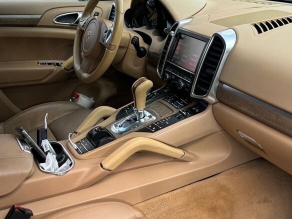 2010 Porsche Cayenne II (958), чёрный, 1830000 рублей - вид 11