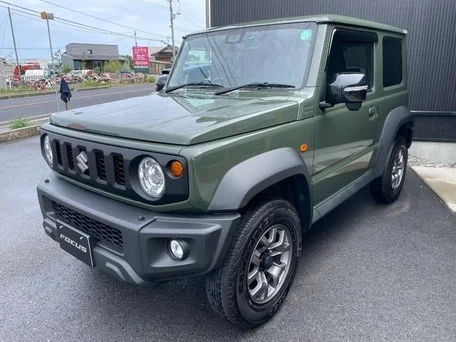 2023 Suzuki Jimny Sierra IV, зелёный, 2120000 рублей, вид 3