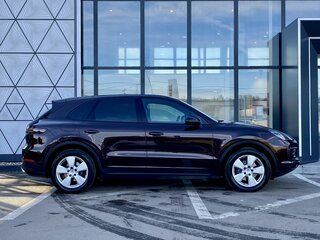 2019 Porsche Cayenne III, коричневый, 5649000 рублей, вид 4