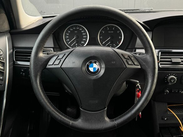 2003 BMW 5 серии 520i V (E60/E61), серый, 899000 рублей - вид 9