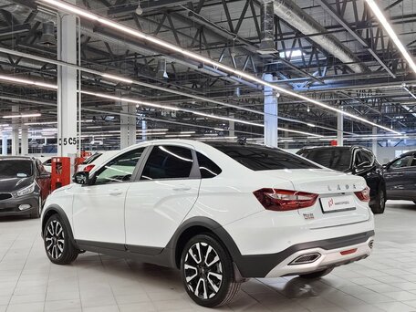 2024 Lada (ВАЗ) Vesta Cross I Рестайлинг (NG), белый, 1460000 рублей, вид 4
