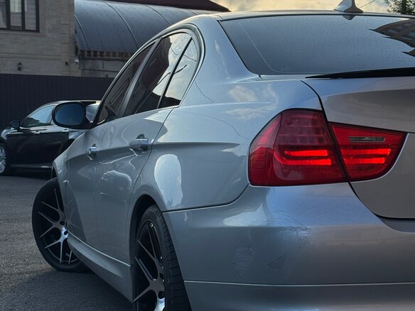 2009 BMW 3 серии 325i V (E90/E91/E92/E93) Рестайлинг, серый, 1200000 рублей - вид 5