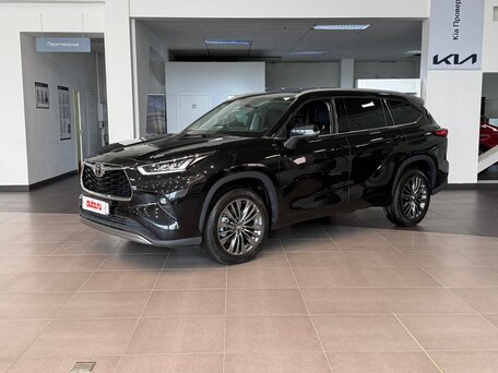 Toyota Highlander IV (XU70)
