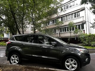 2017 Ford Kuga II Рестайлинг, серый, 1499000 рублей, вид 4