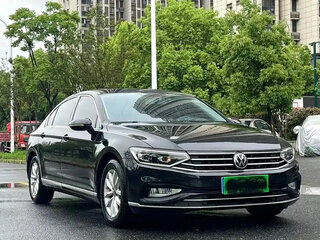 2023 Volkswagen Magotan B8 Рестайлинг, чёрный, 1777777 рублей, вид 3