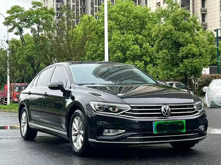 2023 Volkswagen Magotan B8 Рестайлинг, чёрный, 1777777 рублей, вид 3