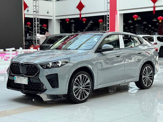 2026 BMW X2 sDrive25i II (U10), серебристый, 4899785 рублей, вид 1