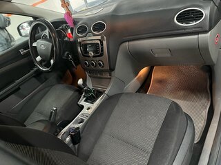 2010 Ford Focus II Рестайлинг, серый, 720000 рублей, вид 2