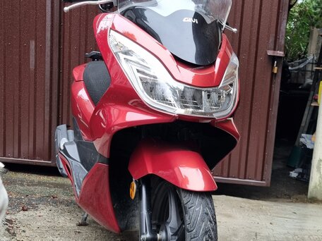 2015 Honda PCX 150, красный, 285000 рублей, вид 2
