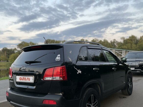 2012 Kia Sorento II, чёрный, 1800000 рублей - вид 4