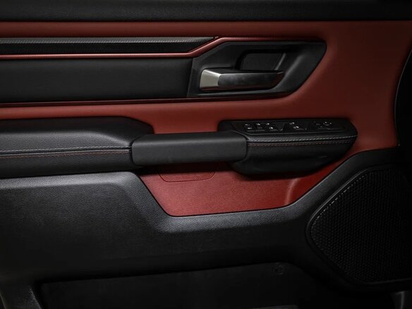 2025 Ram 1500 Crew Cab V Рестайлинг, зелёный, 8490000 рублей - вид 9