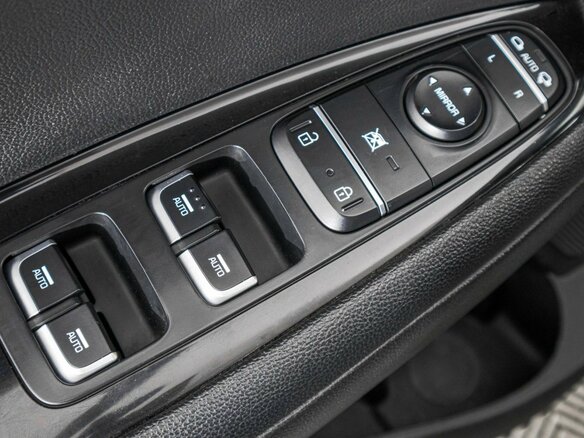 2017 Kia Optima IV, коричневый, 1749000 рублей - вид 12