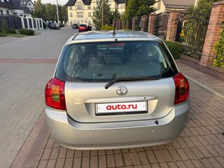 2003 Toyota Corolla IX (E120, E130), серебристый, 700000 рублей, вид 3