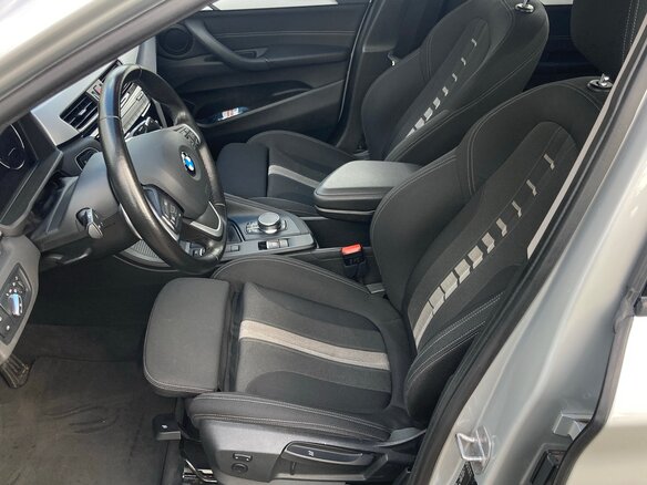 2019 BMW X1 18d sDrive II (F48), серый, 2300000 рублей - вид 9