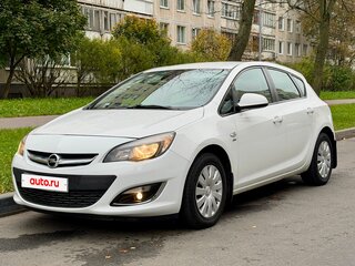 2013 Opel Astra J Рестайлинг, белый, 740000 рублей, вид 1
