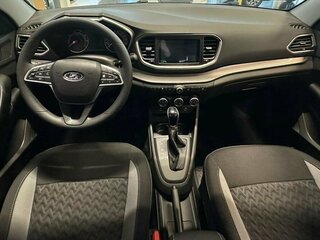 2026 Lada (ВАЗ) Vesta I Рестайлинг (NG), белый, 1818000 рублей, вид 5