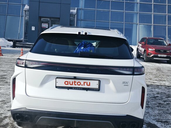 2023 Exeed RX, белый, 3500000 рублей - вид 6