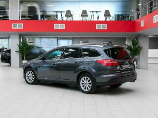 2017 Ford Focus III Рестайлинг, серый, 1050000 рублей, вид 4
