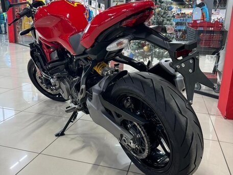 2020 Ducati Monster 821, красный, 589000 рублей, вид 4