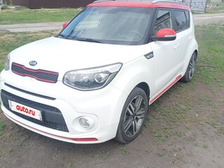 2018 Kia Soul II Рестайлинг, белый, 1800000 рублей, вид 2