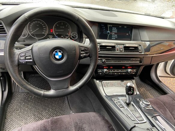 2011 BMW 5 серии 530d xDrive VI (F10/F11/F07), белый - вид 11