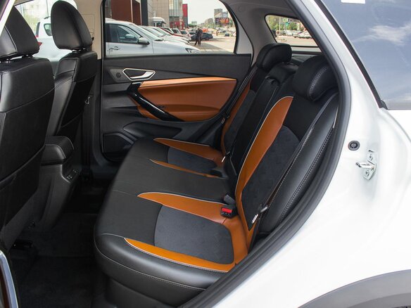 2026 Lada (ВАЗ) Vesta SW Cross I Рестайлинг (NG), белый, 2023000 рублей - вид 11