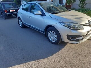 2015 Renault Megane III Рестайлинг 2, серый, 2000000 рублей, вид 3