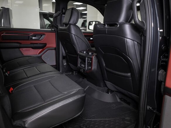 2025 Ram 1500 Crew Cab V Рестайлинг, синий, 8490000 рублей - вид 21