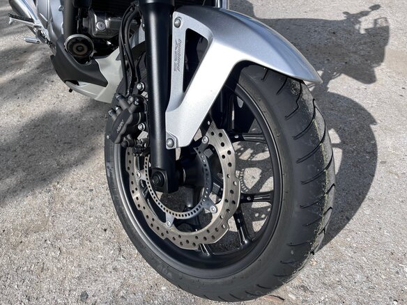 2013 Honda NC 700X, серебристый, 670000 рублей - вид 8
