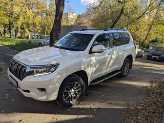 2018 Toyota Land Cruiser Prado 150 Series Рестайлинг 2, белый, 5400000 рублей, вид 1