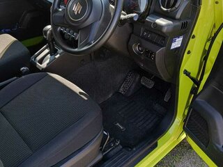 2019 Suzuki Jimny Kei car IV, жёлтый, 1900000 рублей, вид 5