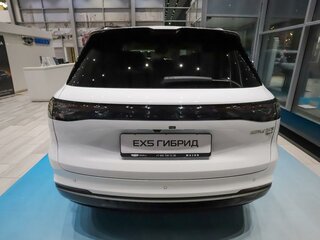2026 Geely EX5 Гибрид EM-R, белый, 3830000 рублей, вид 4