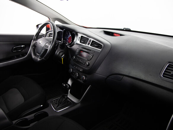 2014 Kia Ceed II, красный, 899000 рублей - вид 12