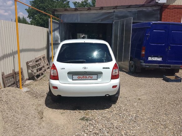2009 Lada (ВАЗ) Kalina I, белый, 320000 рублей - вид 1