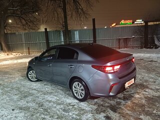 2019 Kia Rio IV, серый, 1450000 рублей, вид 5