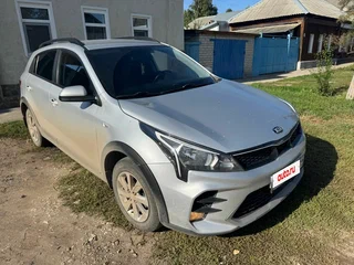 2021 Kia Rio X IV Рестайлинг, серый, 1520000 рублей, вид 1