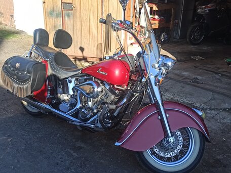 1999 Indian Chief, красный, 1650000 рублей, вид 2