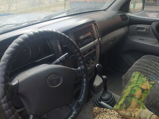 2007 Toyota Land Cruiser 105 100 Series Рестайлинг 2, чёрный, 2550000 рублей, вид 4