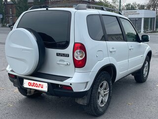 2014 Chevrolet Niva I Рестайлинг, белый, 690000 рублей, вид 5