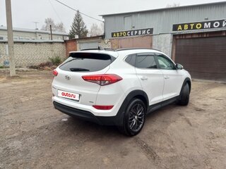 2017 Hyundai Tucson III, белый, 2290000 рублей, вид 5