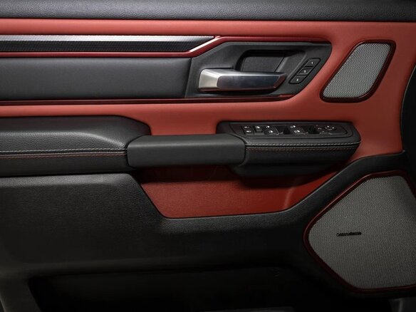 2025 Ram 1500 Crew Cab V Рестайлинг, синий, 8490000 рублей - вид 14