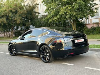 2018 Tesla Model S 75D I Рестайлинг, чёрный, 3300000 рублей, вид 5