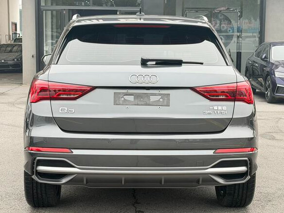 2022 Audi Q3 35 TFSI II (F3), серый, 2101000 рублей - вид 4
